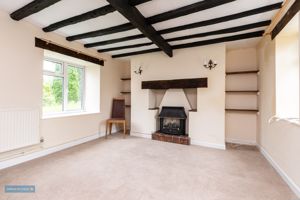 Sitting Room- click for photo gallery